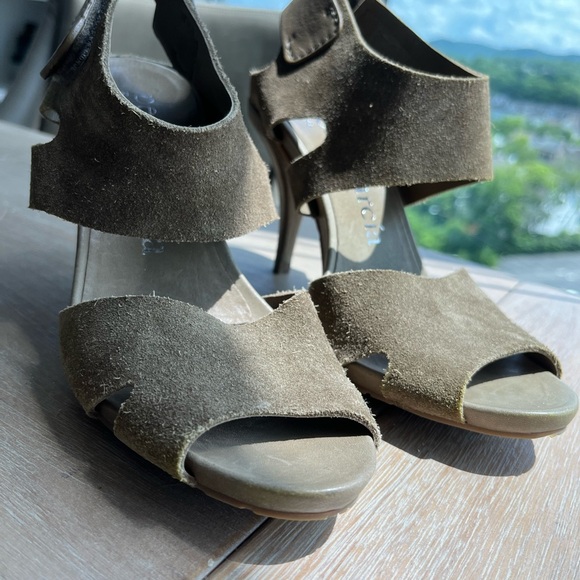 Olive Green Pedro Garcia Slingback Heel - Picture 2 of 12
